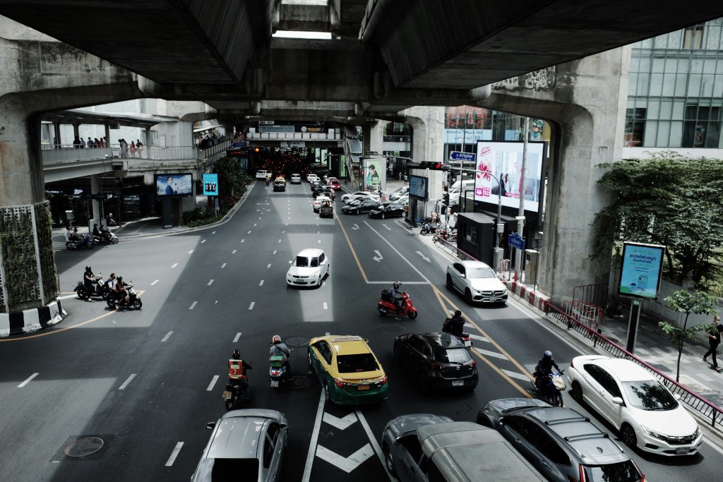 Get to One Yoga by Private Car or Motorbike